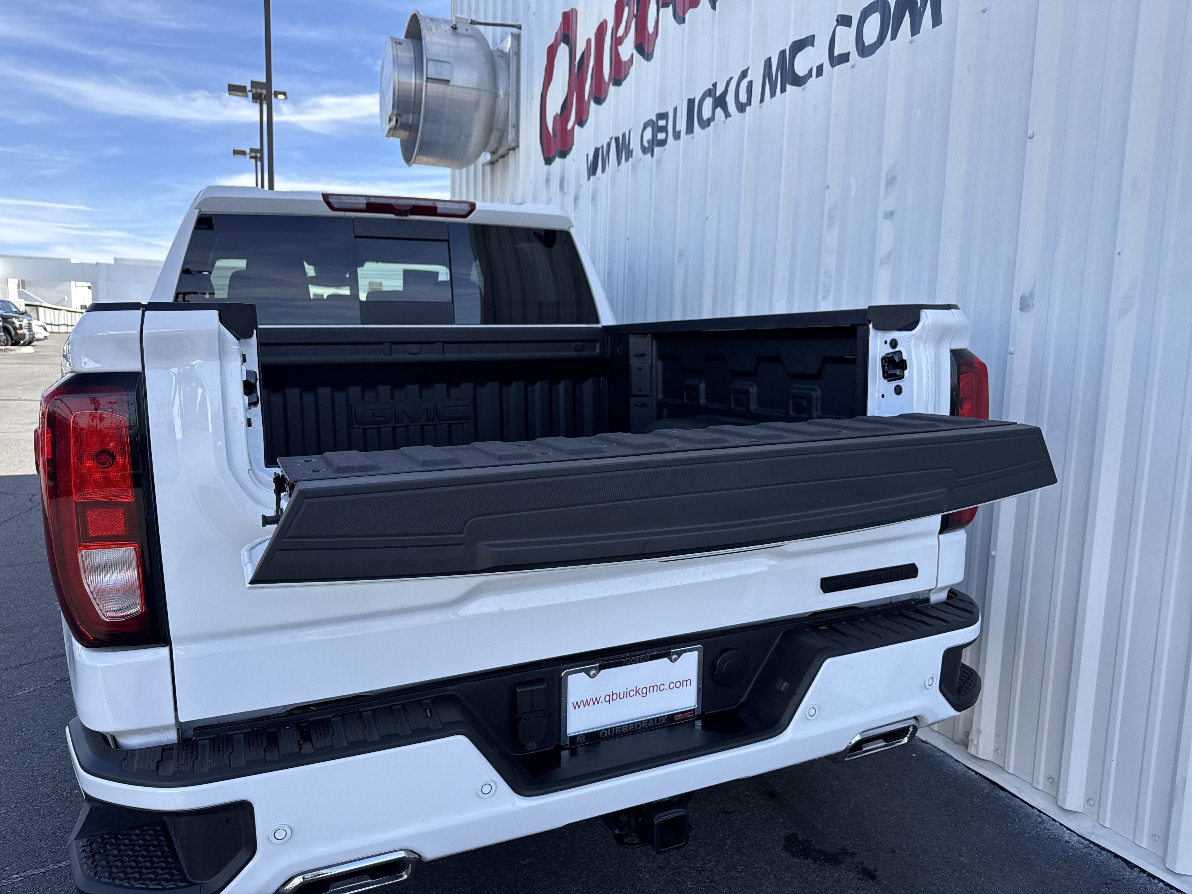 Used 2026 GMC Sierra 1500 Elevation w/ Elevation Premium Package image 10