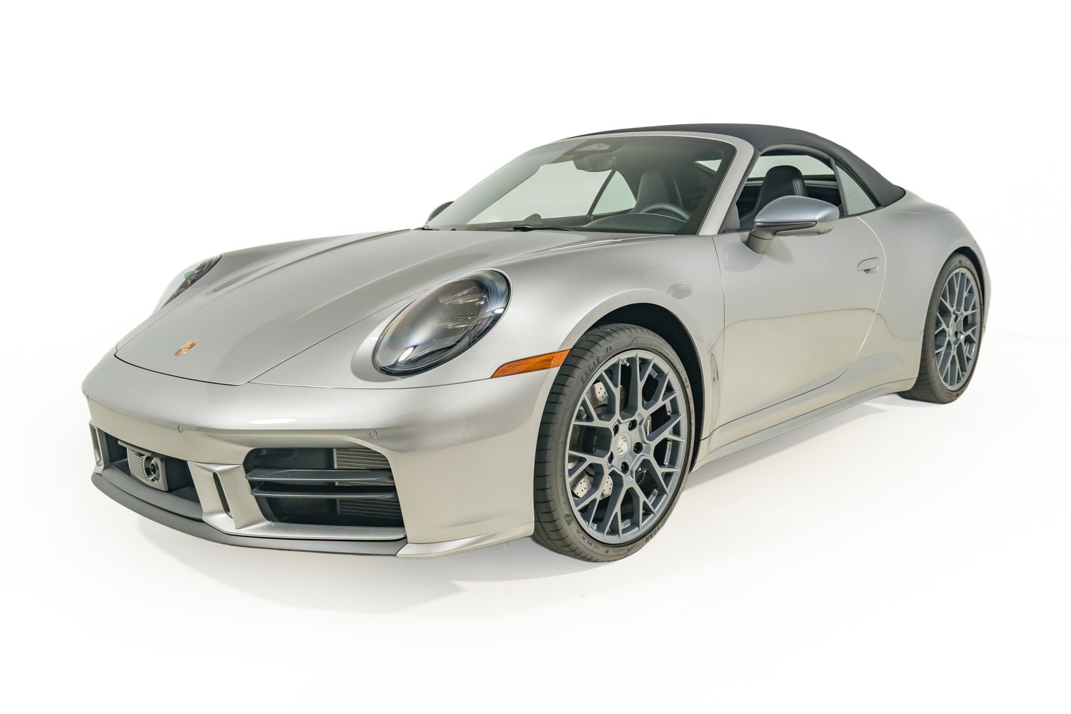 Used 2026 Porsche 911 Carrera T w/ Sportdesign Package RWD image 2