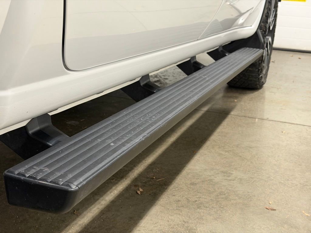 Certified 2023 GMC Sierra 1500 AT4 image 31