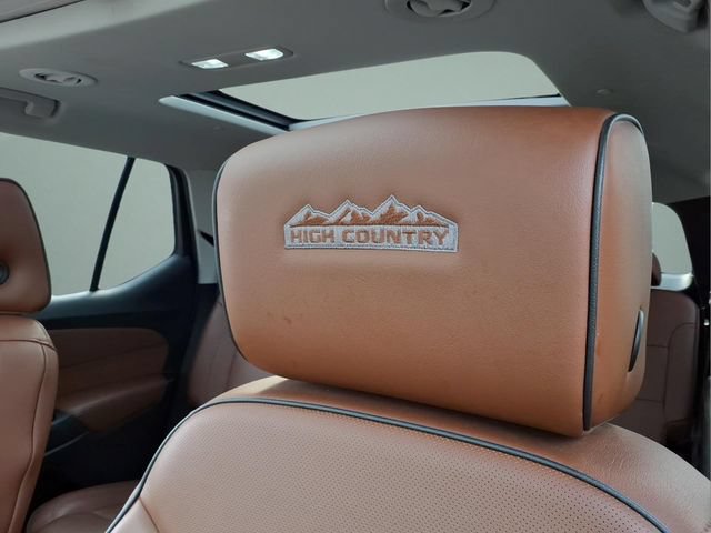 Used 2019 Chevrolet Traverse High Country AWD/4WD image 16