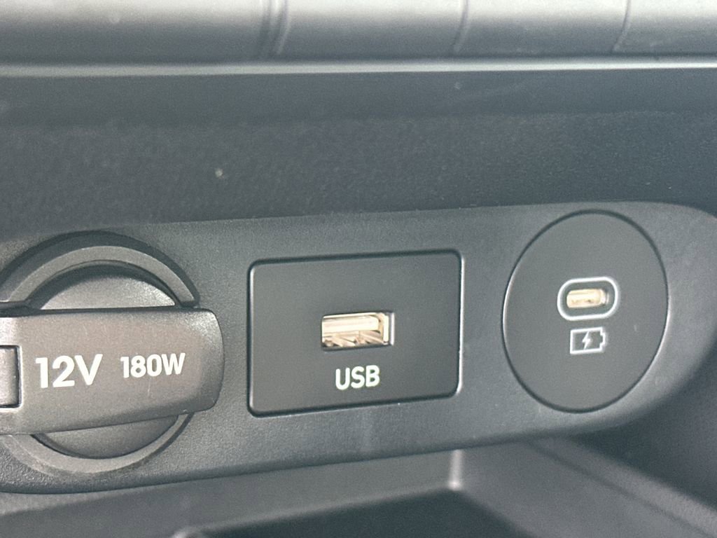 New 2025 Hyundai Elantra Sport image 31