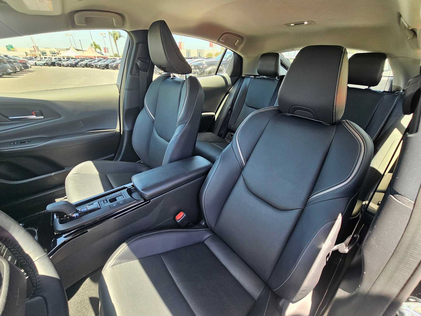 Certified 2026 Toyota Prius XLE FWD image 21