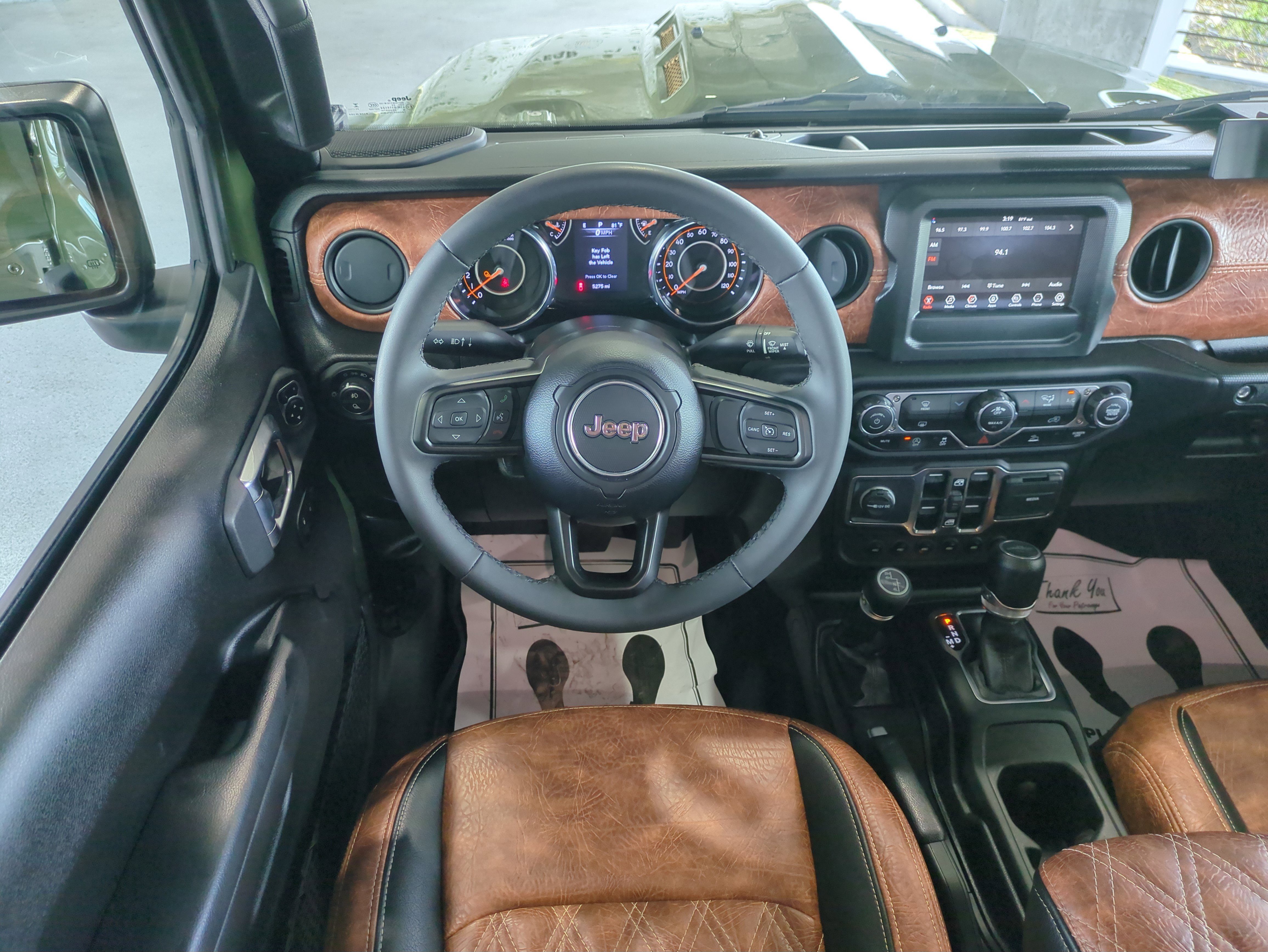 Used 2023 Jeep Gladiator Sport image 16