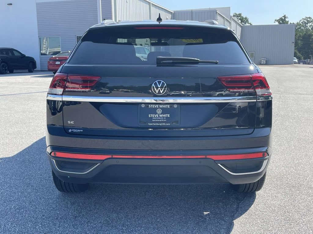 Certified 2022 Volkswagen Atlas Cross Sport SE FWD image 6