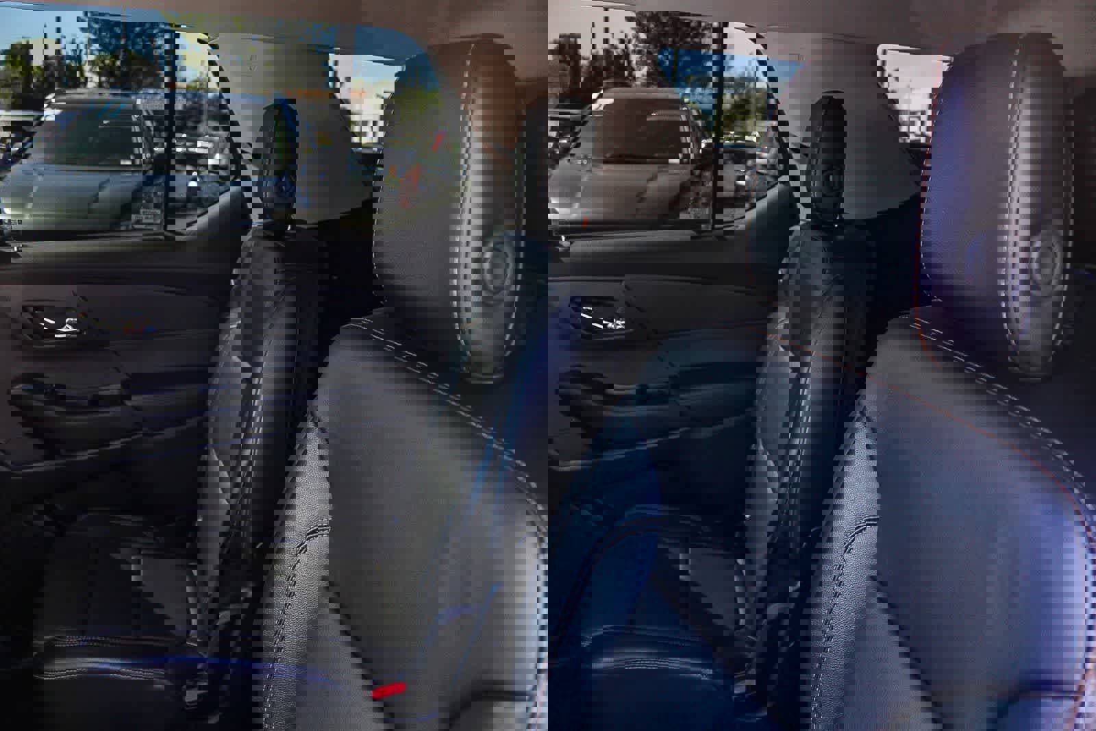 Used 2018 Chevrolet Traverse RS image 26