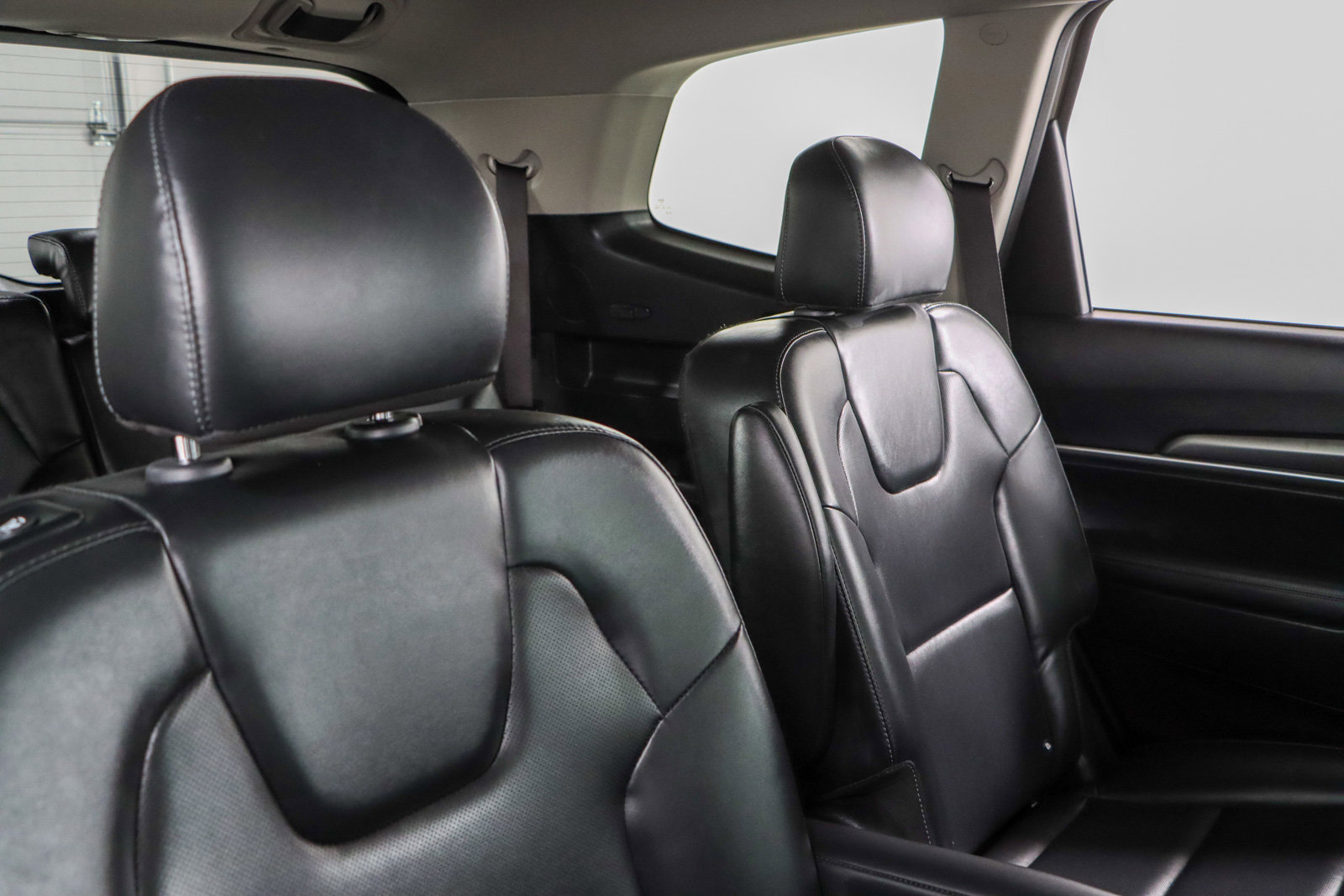 Used 2020 Kia Telluride S image 29