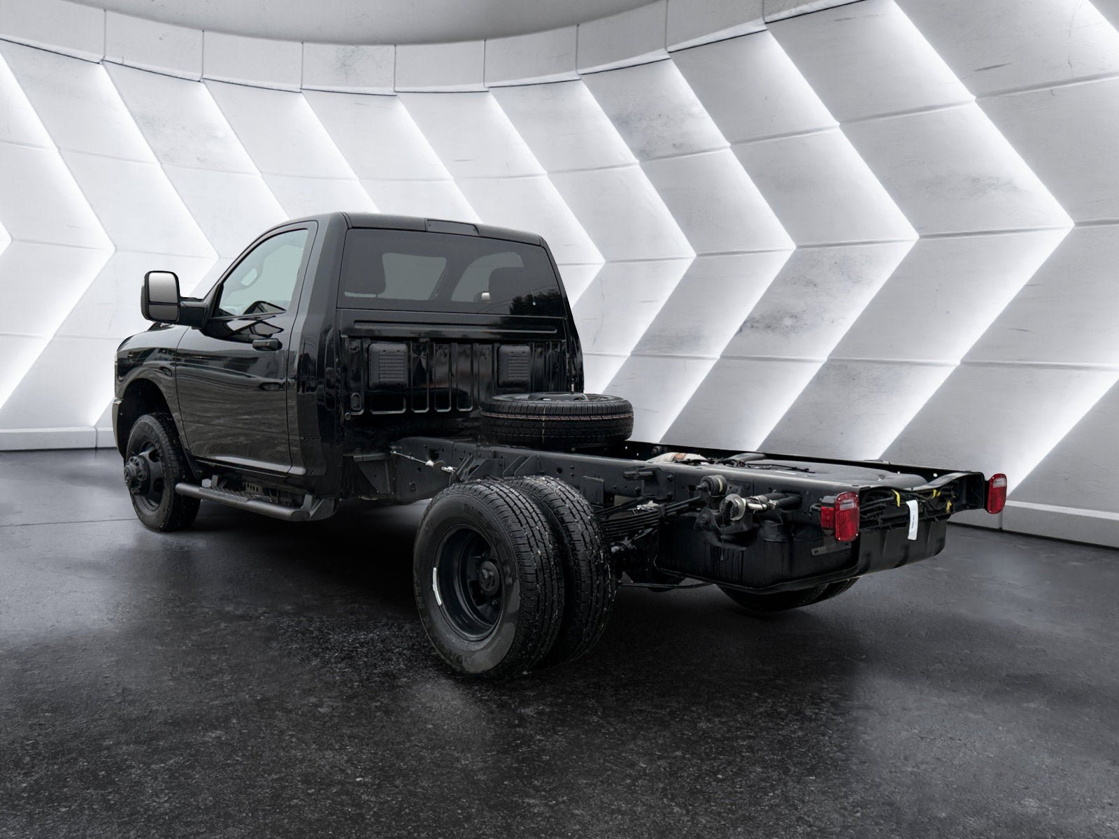 New 2026 RAM 3500 Tradesman AWD/4WD image 3