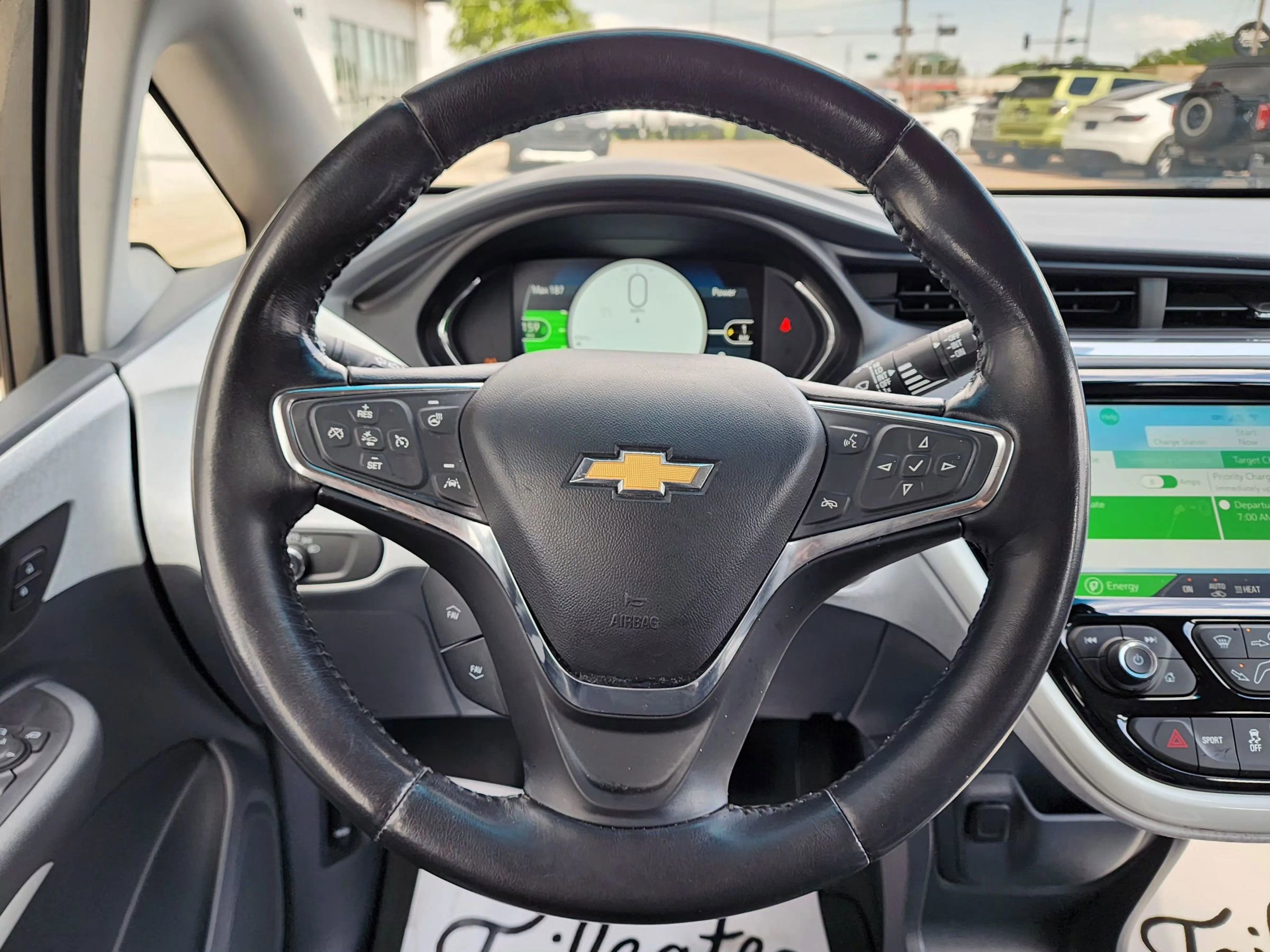Used 2019 Chevrolet Bolt Premier w/ Infotainment Package FWD image 19