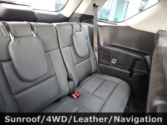 Used 2025 Ford Explorer Active w/ Active Comfort Package image 33