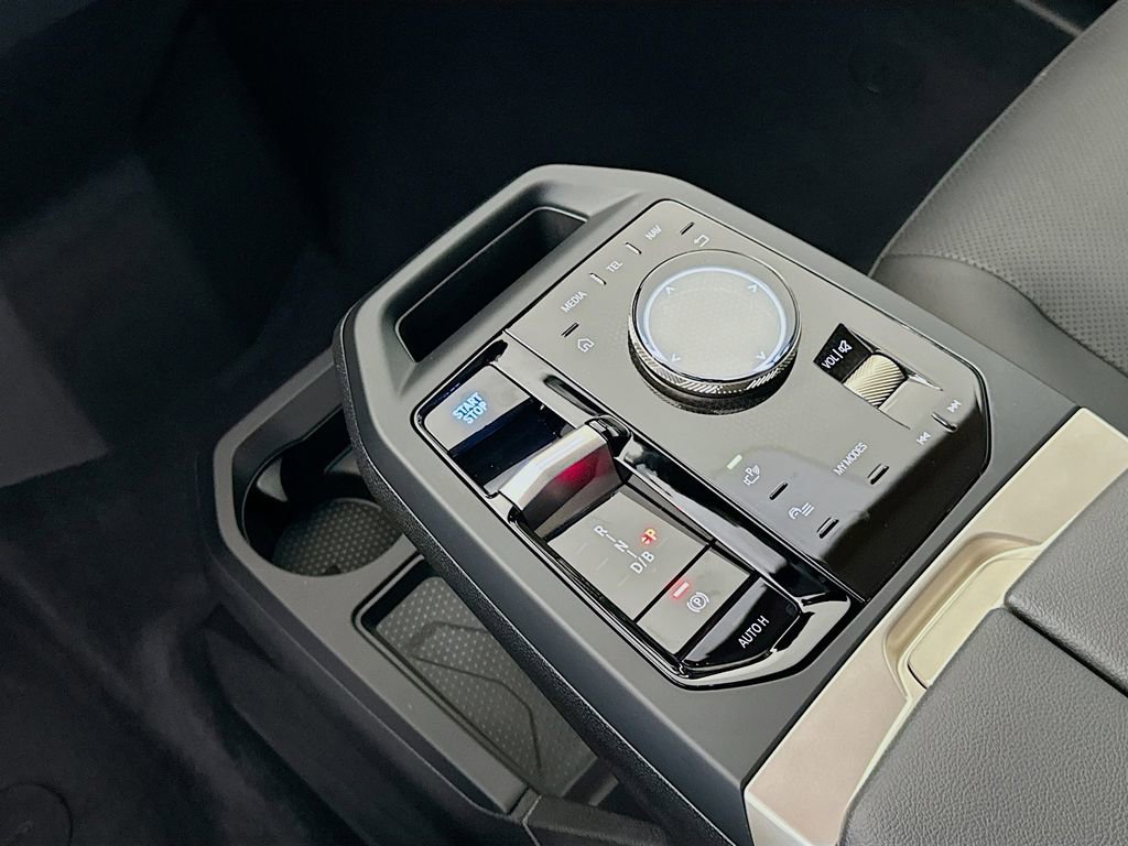 Certified 2024 BMW iX xDrive50 w/ Sport Package image 17