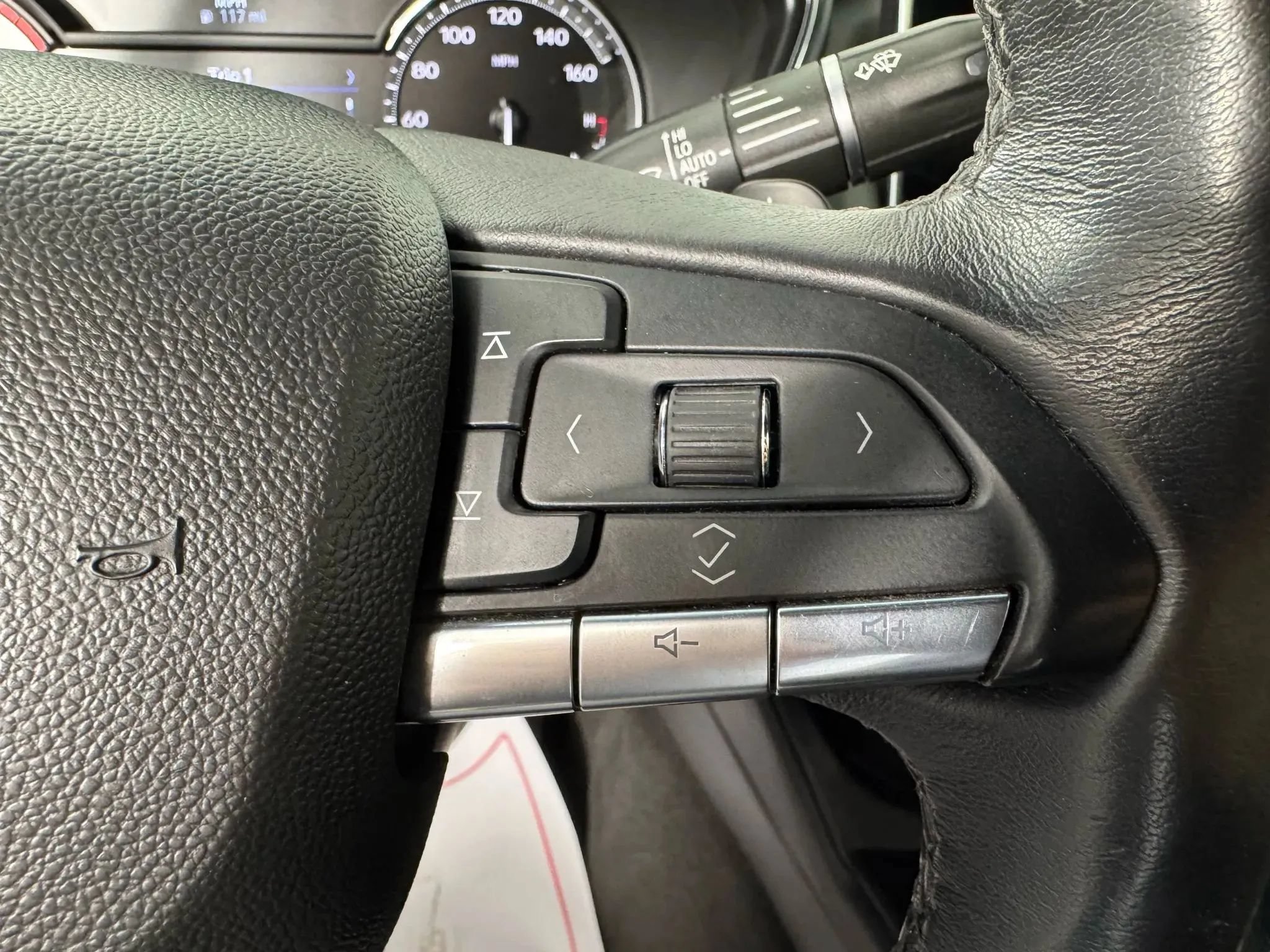 Used 2022 Cadillac CT5 Luxury w/ Cold Weather Package AWD/4WD image 16