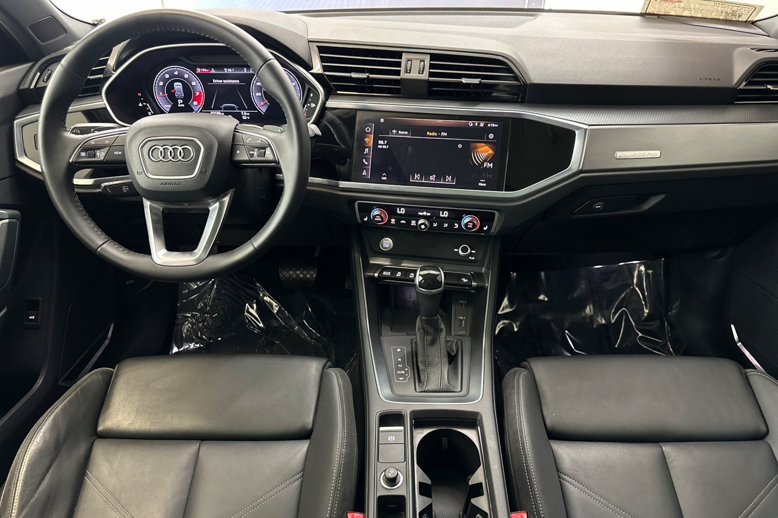 Used 2020 Audi Q3 2.0T Premium Plus w/ Premium Plus Package AWD/4WD image 28