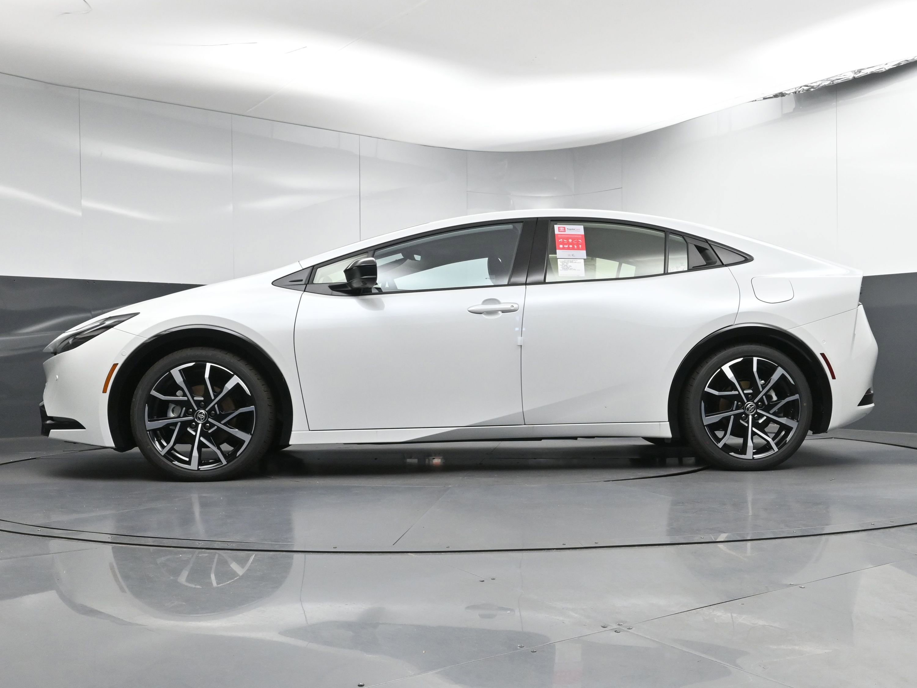 New 2026 Toyota Prius Plug-In Hybrid image 27
