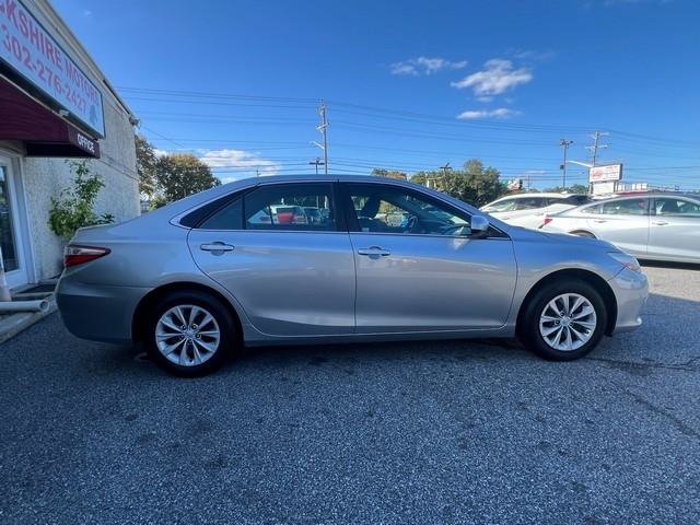 Used 2017 Toyota Camry LE FWD image 8