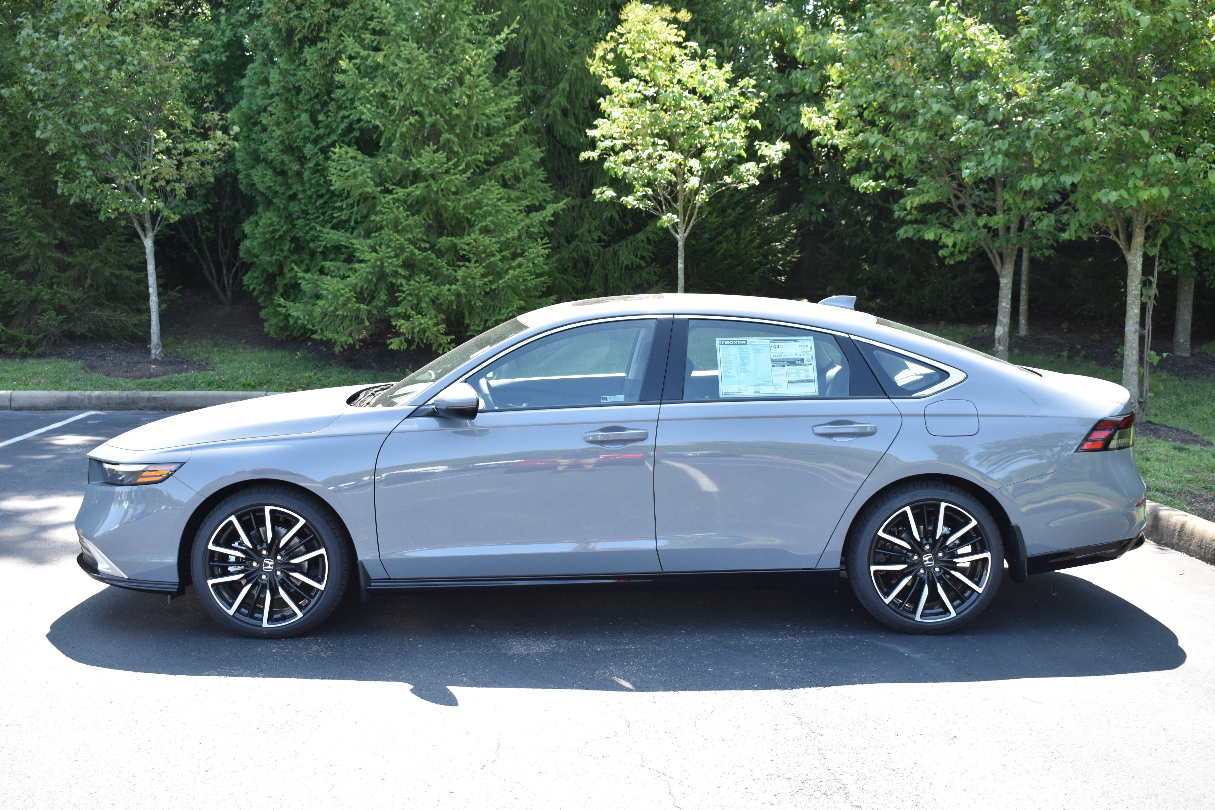 New 2026 Honda Accord Touring image 4