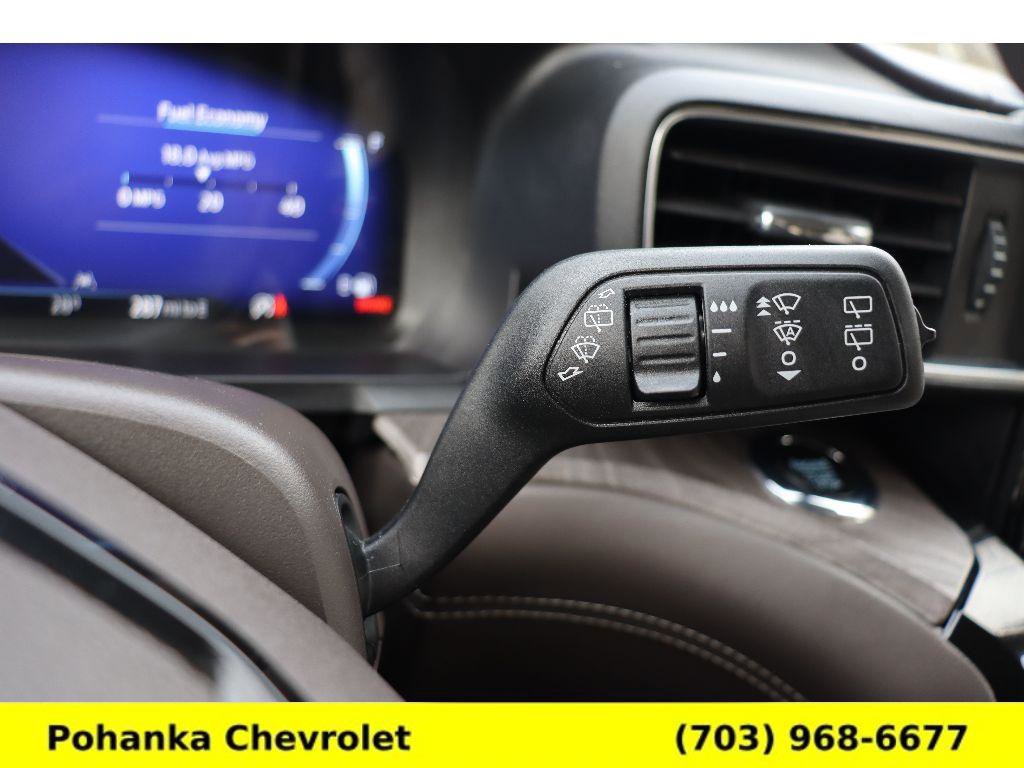 Used 2023 Ford Explorer Platinum w/ Technology Package image 11