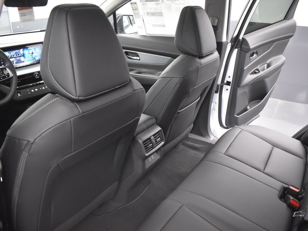 New 2025 Nissan Murano SL w/ Cargo Package image 14