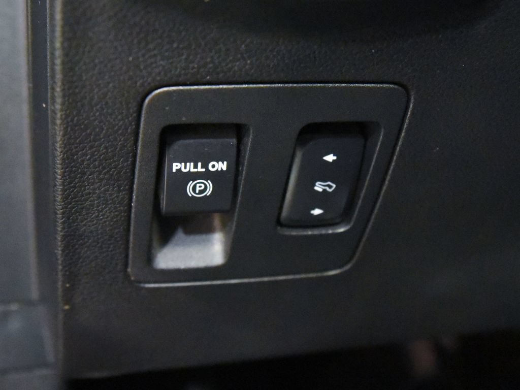Used 2021 Ford Expedition Max Platinum AWD/4WD image 19