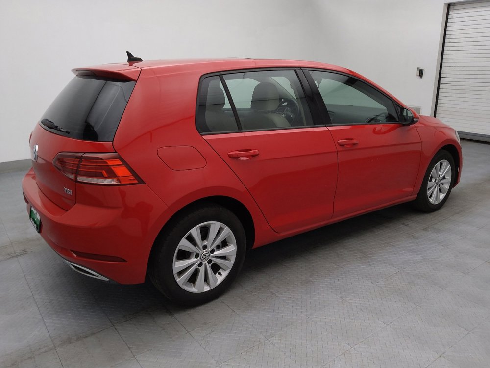 Used 2018 Volkswagen Golf SE image 10