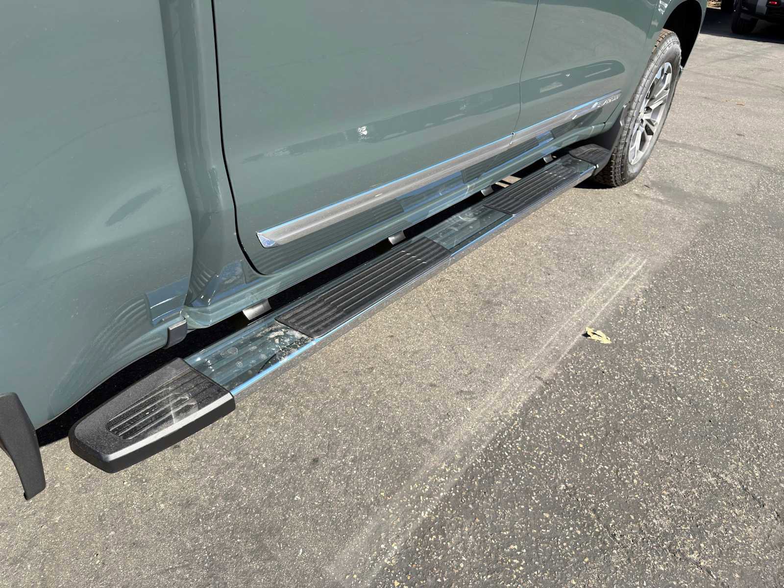 New 2026 Chevrolet Silverado 1500 High Country w/ Technology Package image 14