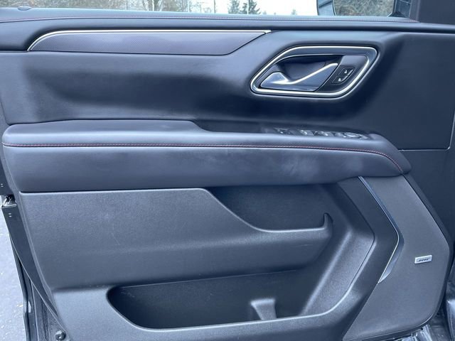 Used 2024 Chevrolet Suburban RST w/ Luxury Package image 23