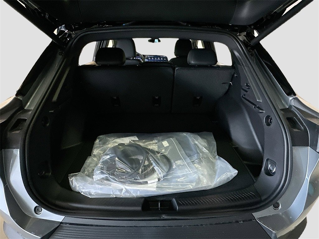 New 2026 Chevrolet Equinox EV LT image 28