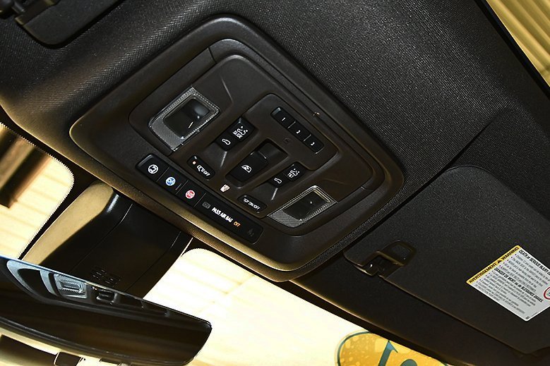 Used 2021 GMC Sierra 2500 Denali w/ Denali Ultimate Package image 30