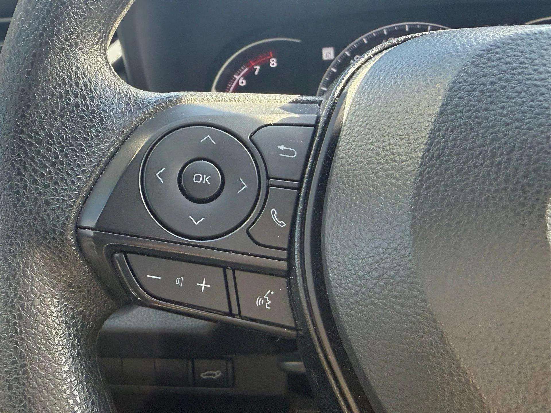 Used 2025 Toyota RAV4 XLE w/ Convenience Package FWD image 35