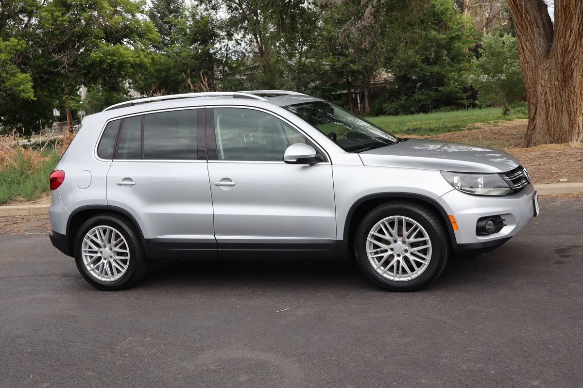 Used 2014 Volkswagen Tiguan SEL AWD/4WD image 2
