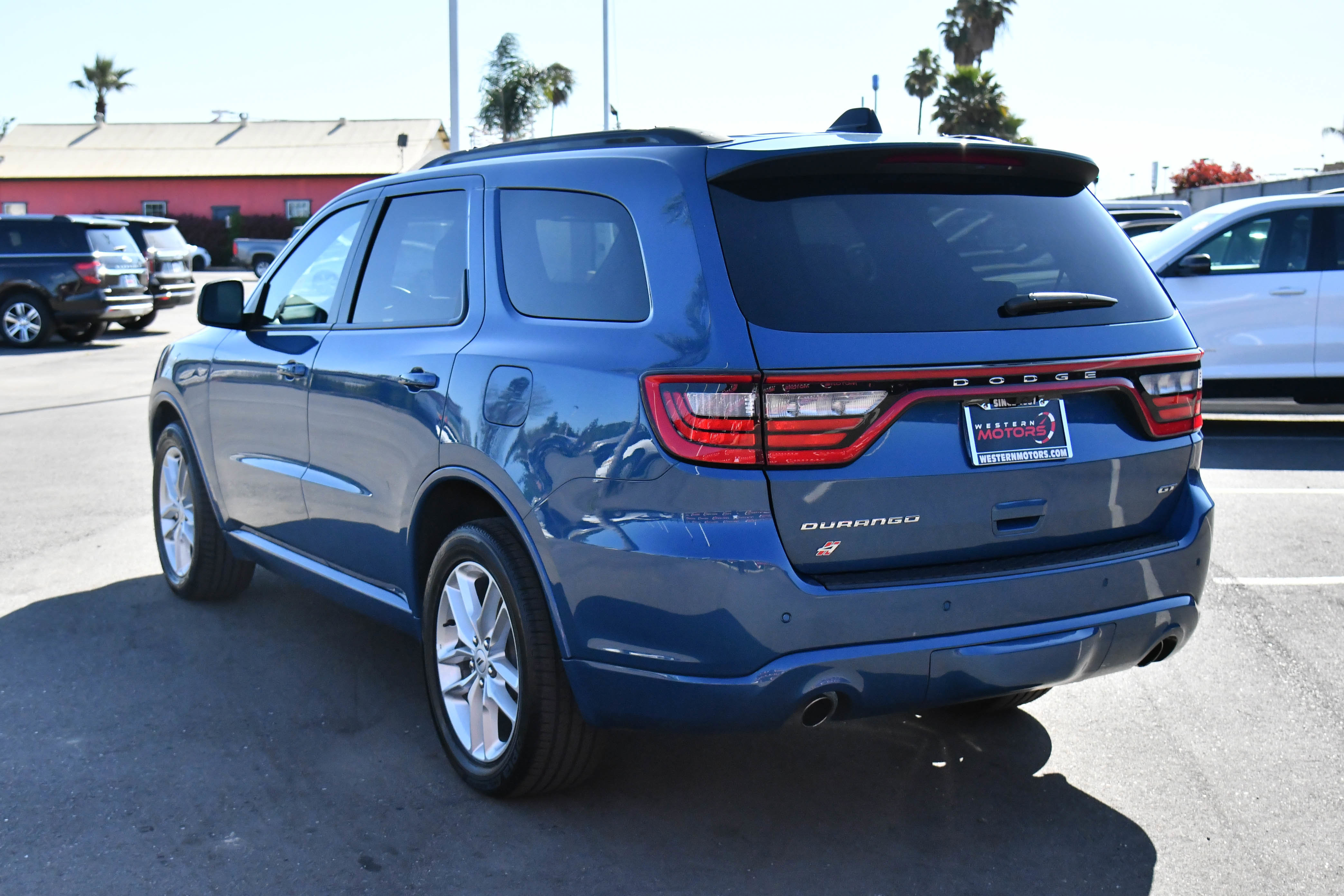 Used 2025 Dodge Durango GT AWD/4WD image 6
