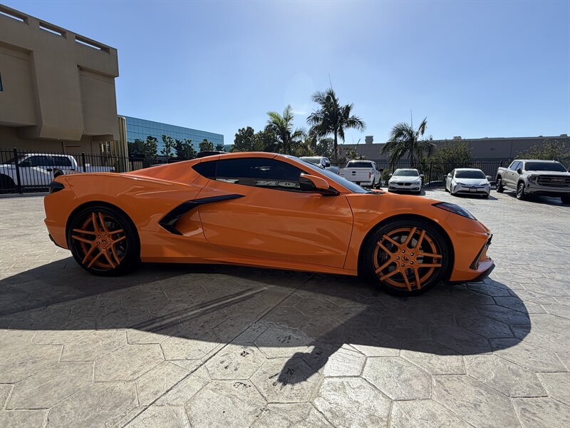 Used 2020 Chevrolet Corvette Stingray Preferred Cpe w/ 2LT Preferred Equipment Group RWD image 5