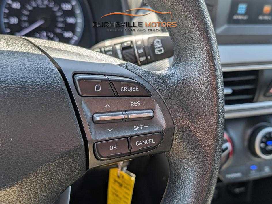 Used 2019 Hyundai Kona SE AWD/4WD image 24