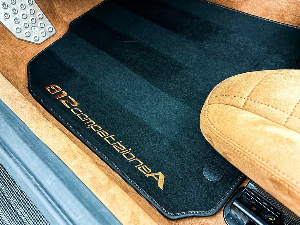 Used 2024 Ferrari 812 Competizione A image 23