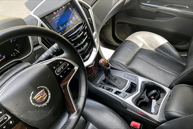 Used 2015 Cadillac SRX Luxury w/ Driver Awareness Package AWD/4WD image 18
