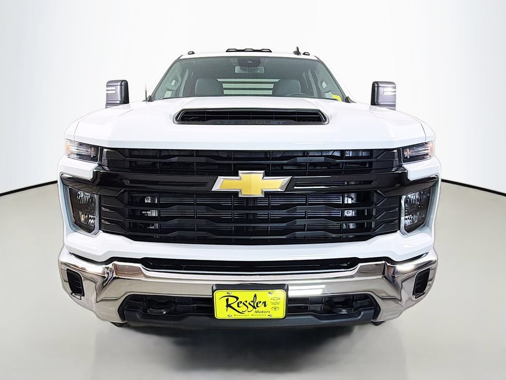 New 2026 Chevrolet Silverado 3500 W/T AWD/4WD image 2
