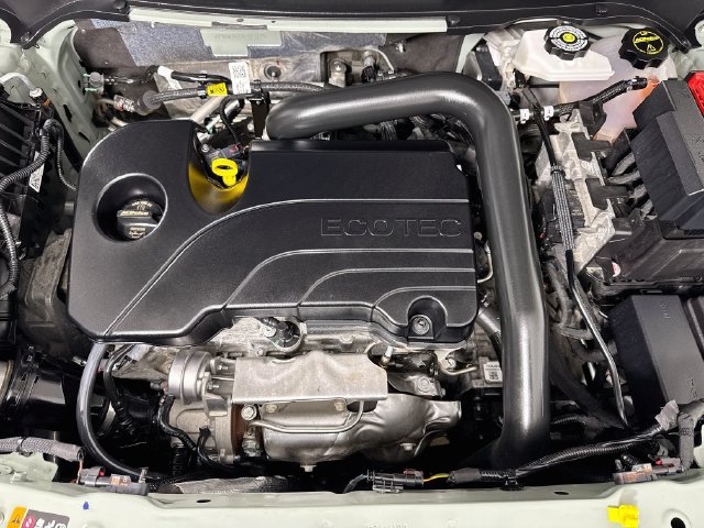 Used 2026 Chevrolet Equinox LT AWD/4WD image 30