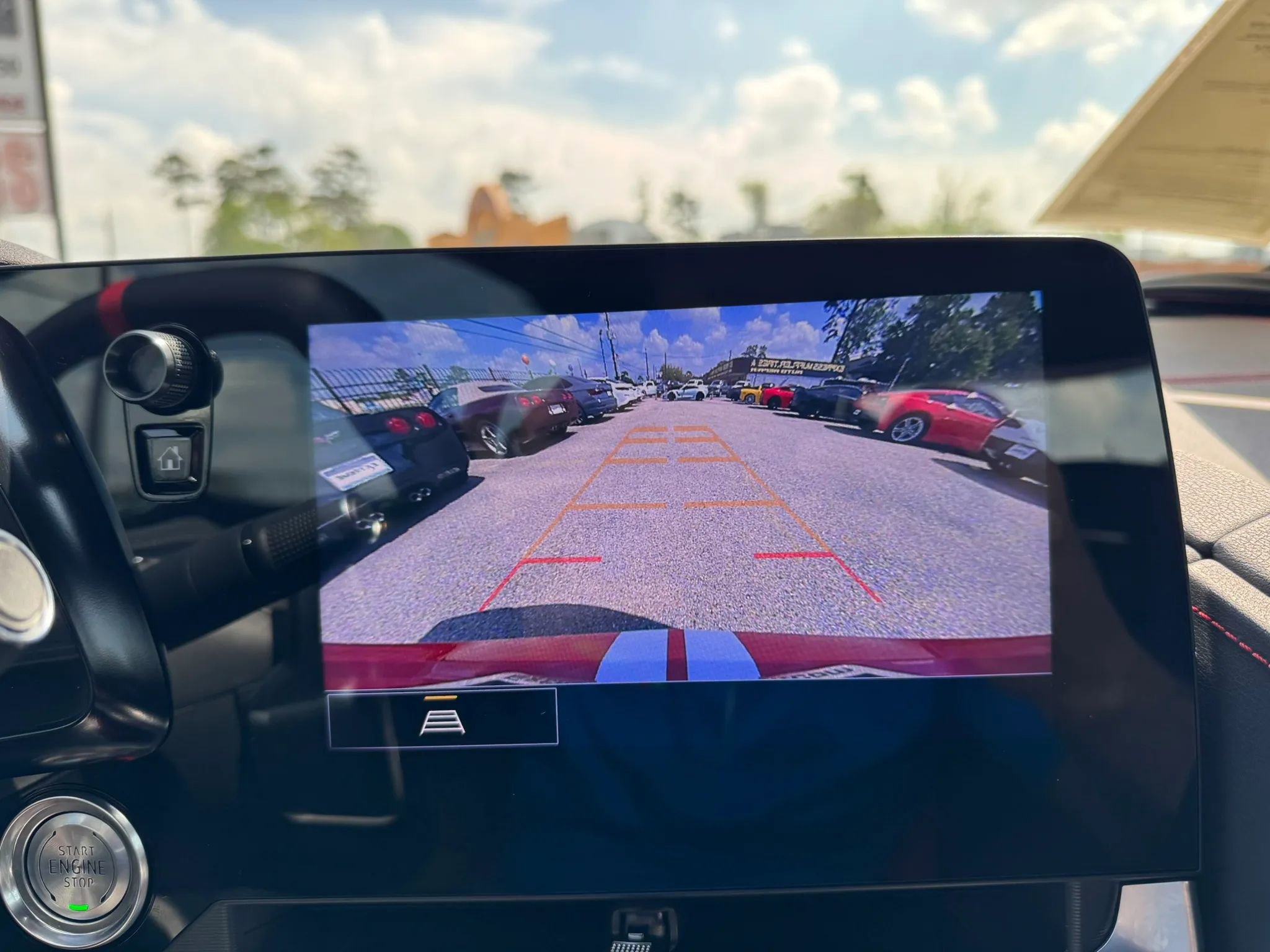 Used 2022 Chevrolet Corvette Stingray Coupe w/ Z51 Performance Package image 32