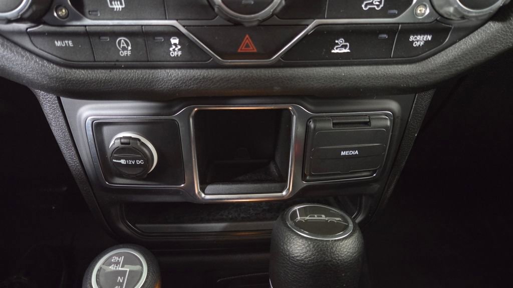 Used 2024 Jeep Gladiator Sport image 24