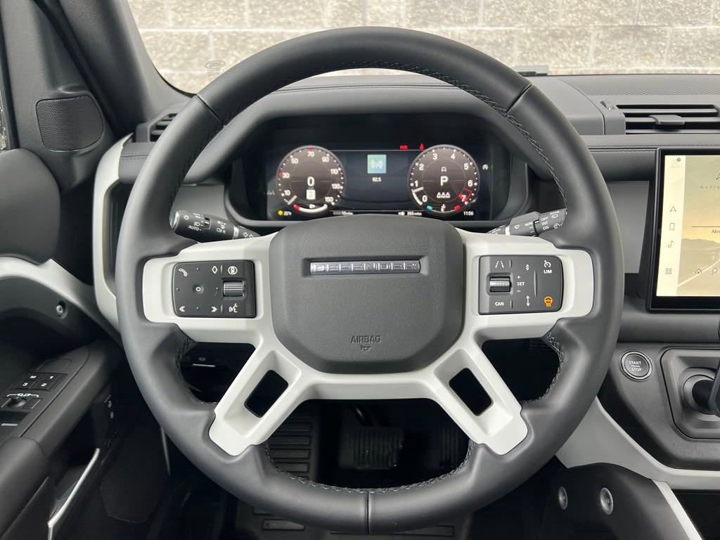 Used 2025 Land Rover Defender 110 S AWD/4WD image 20