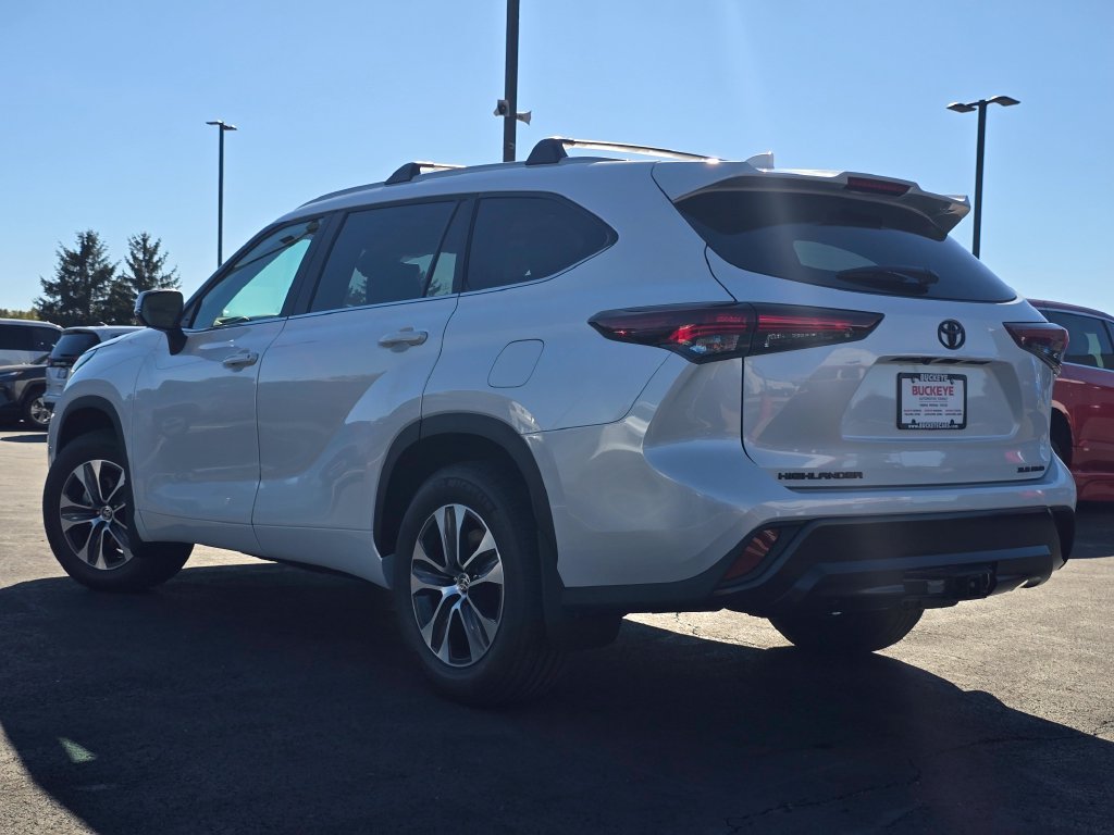 New 2026 Toyota Highlander XLE AWD/4WD image 6