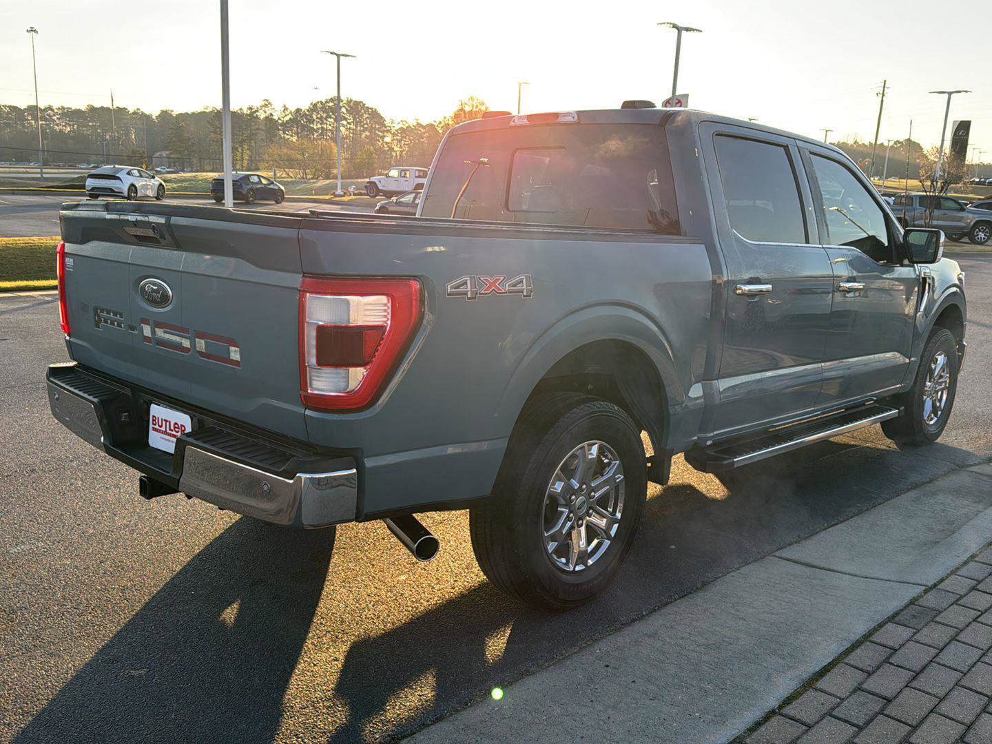 Used 2023 Ford F150 Lariat image 5