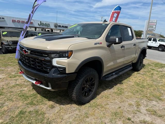 Used 2022 Chevrolet Silverado 1500 ZR2 image 3
