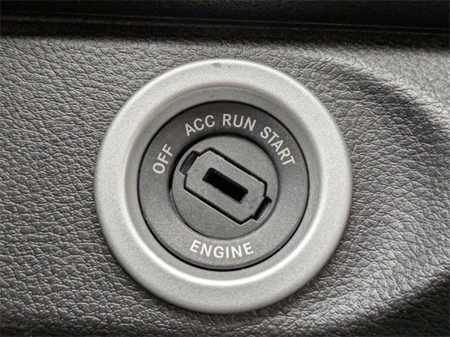 Used 2024 RAM 1500 Classic SLT image 32