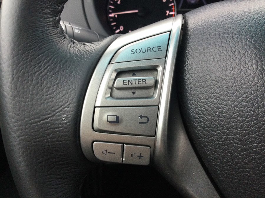 Used 2015 Nissan Altima 2.5 SV w/ Convenience Package FWD image 13