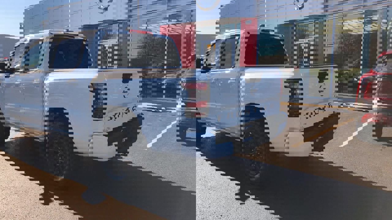 New 2026 Nissan Frontier SV w/ SV Convenience Package image 6