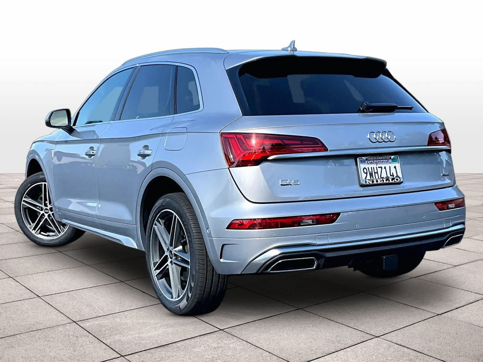 Used 2022 Audi Q5 e Prestige AWD/4WD image 16