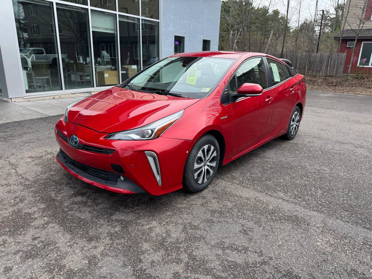 Used 2021 Toyota Prius XLE AWD/4WD image 1