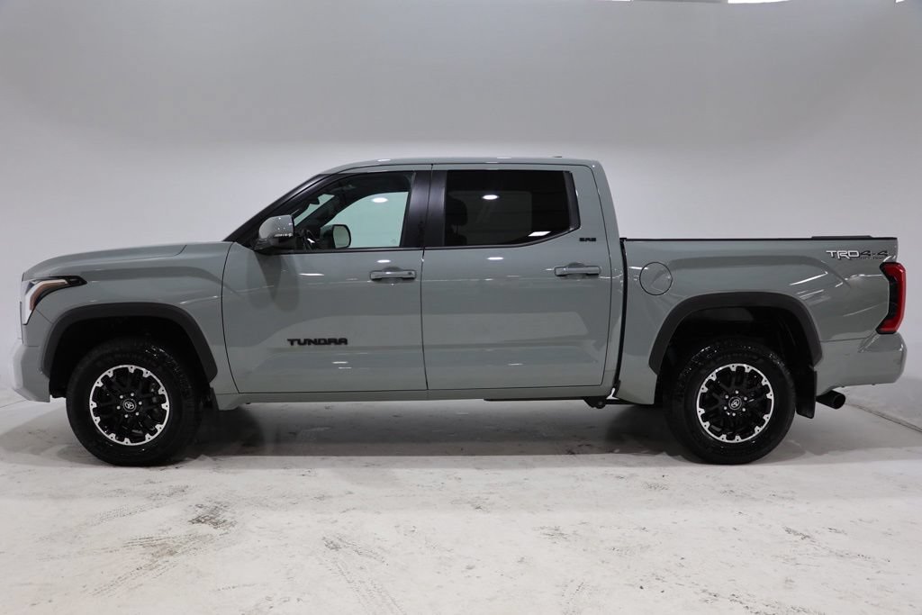 Used 2025 Toyota Tundra SR5 w/ TRD Off-Road Package AWD/4WD image 4