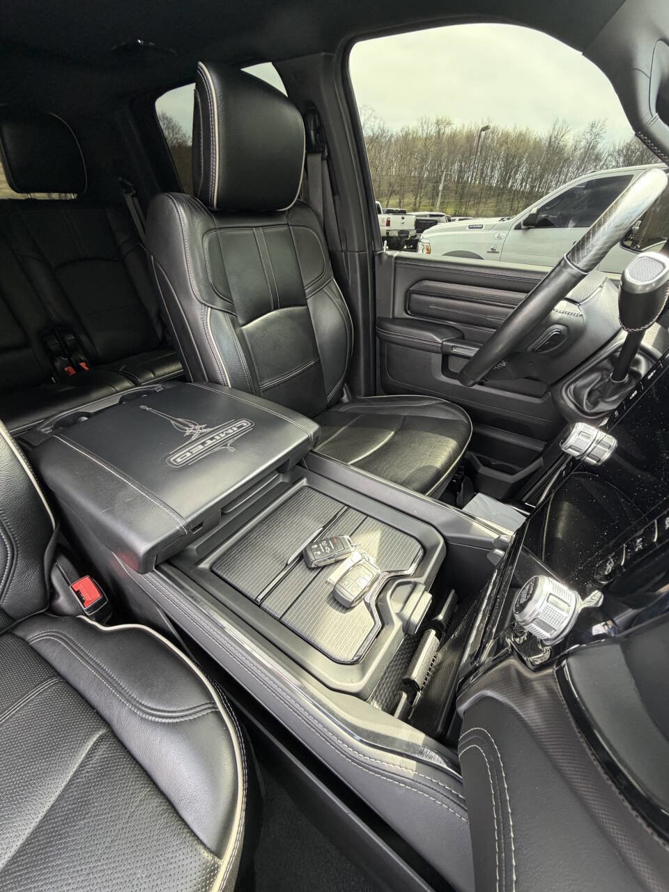 Used 2022 RAM 3500 Limited image 32
