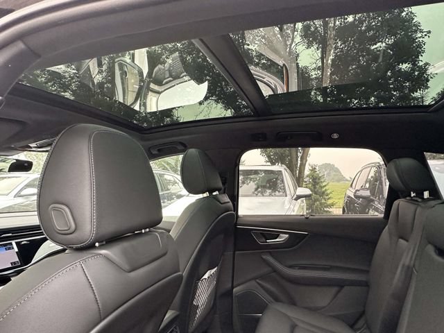 New 2026 Audi Q7 2.0T Premium Plus AWD/4WD image 7
